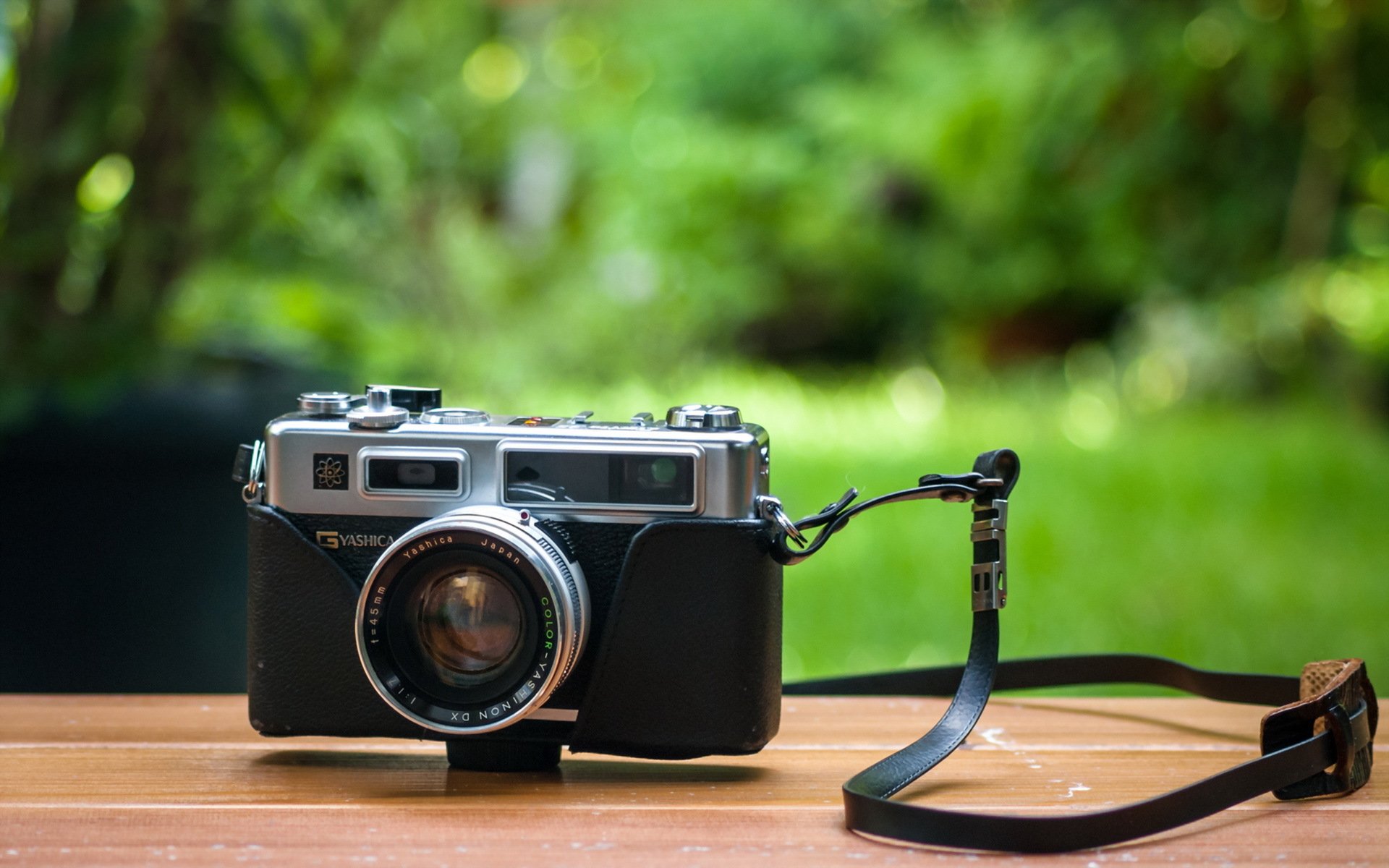 cámara fondo yashica