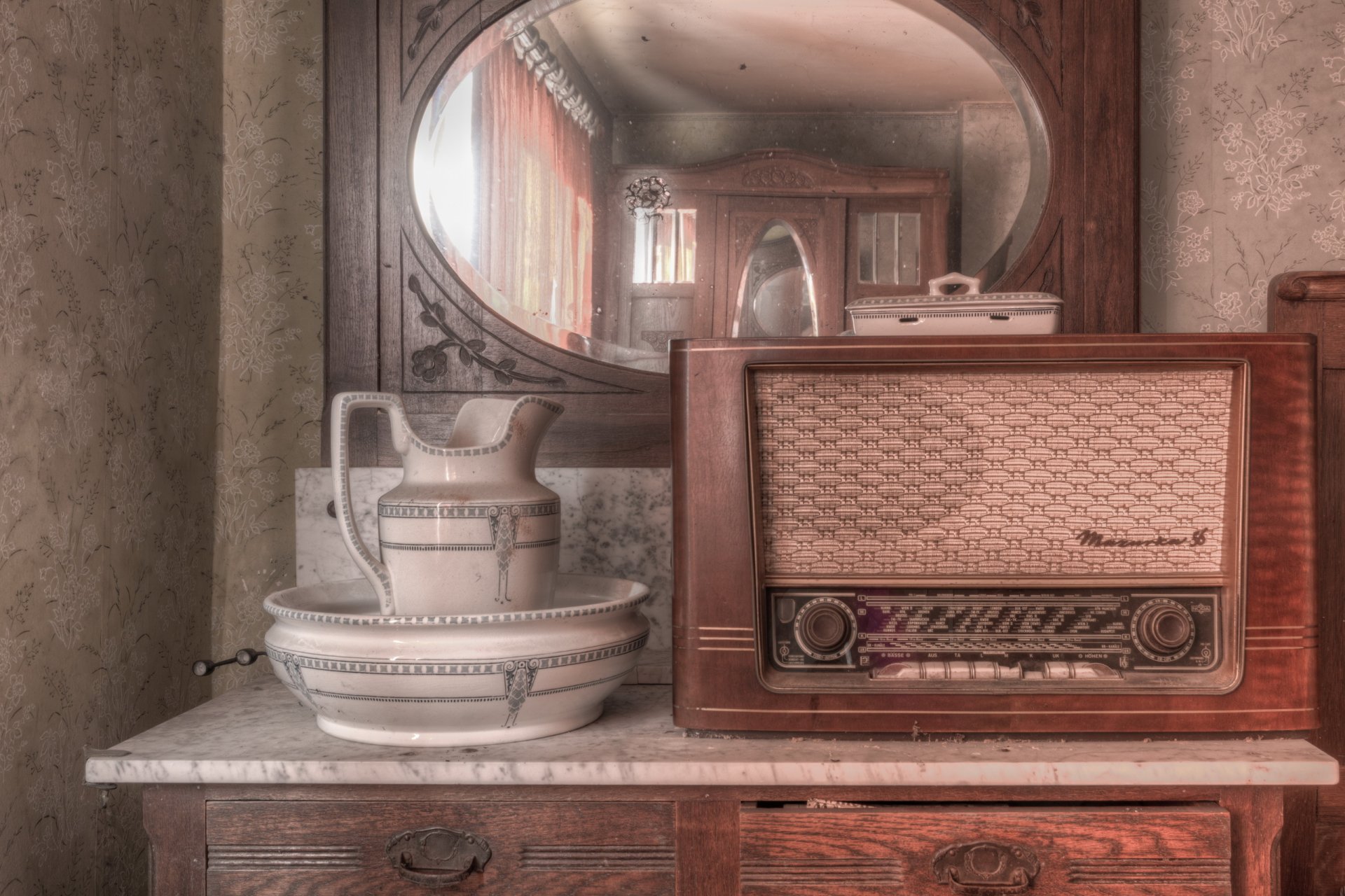 radio receptor espejo