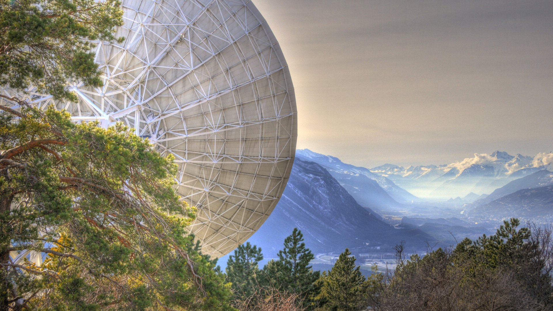 centro de investigación panorama montañas antena naturaleza árboles altura vista paisaje niebla acantilado coronas