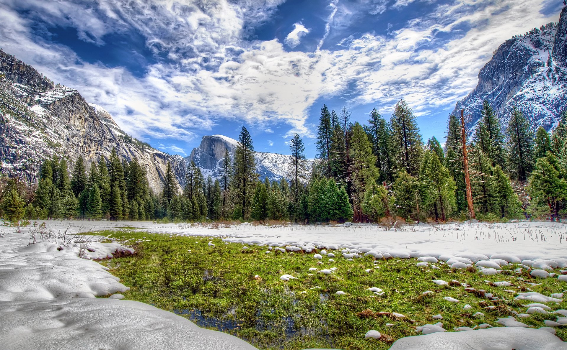 parque nacional de yosemite california estados unidos montañas bosque árboles invierno cielo nubes nieve