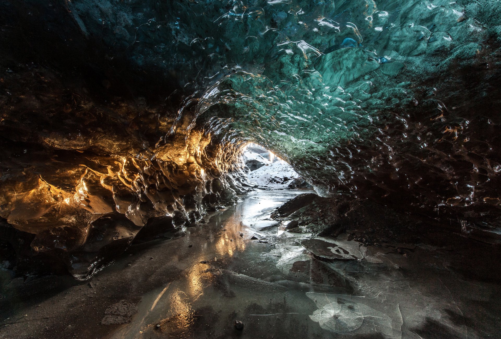 cueva gruta hielo frío luz entrada