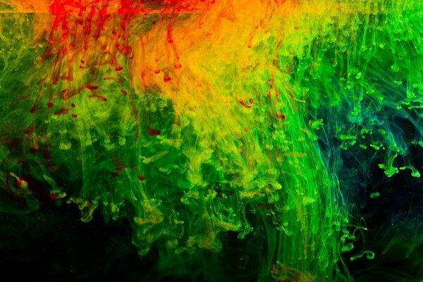 Textura inusual en forma de gotas de pintura roja y verde