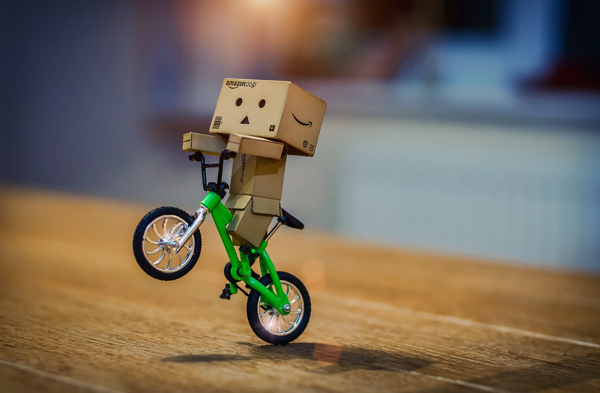 danbo bicicleta patinaje