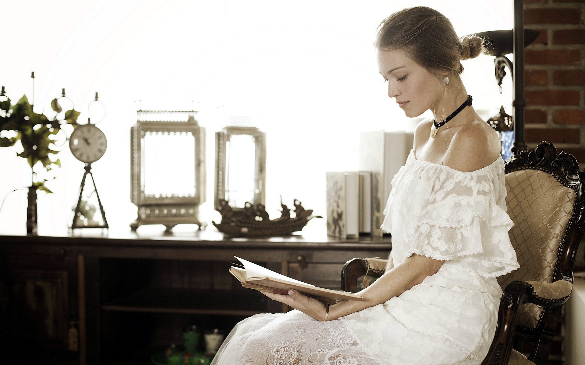 chica libro estado de ánimo