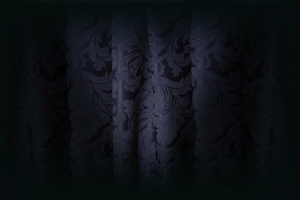 Jacquard. Oscuridad. Gravedad. Pasado