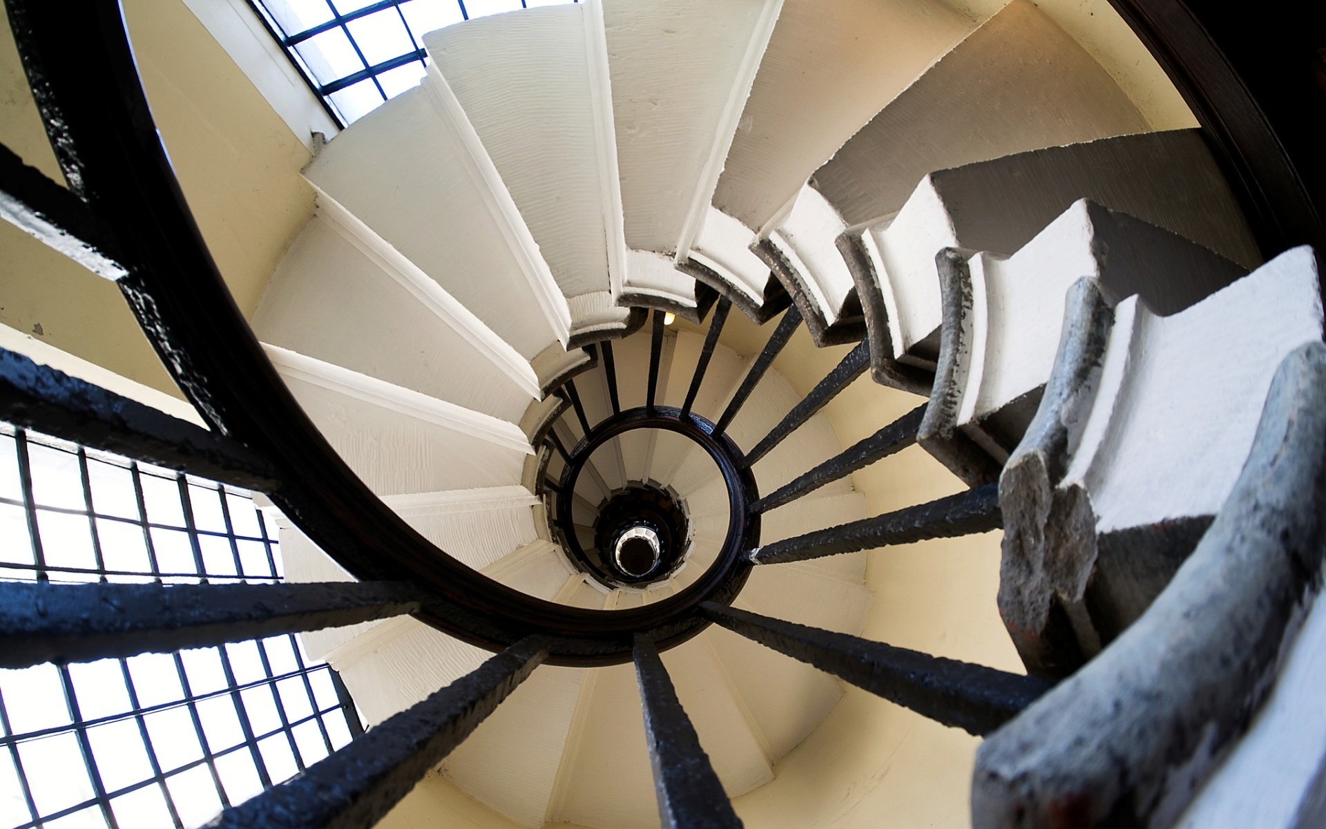 escalera pared fondo