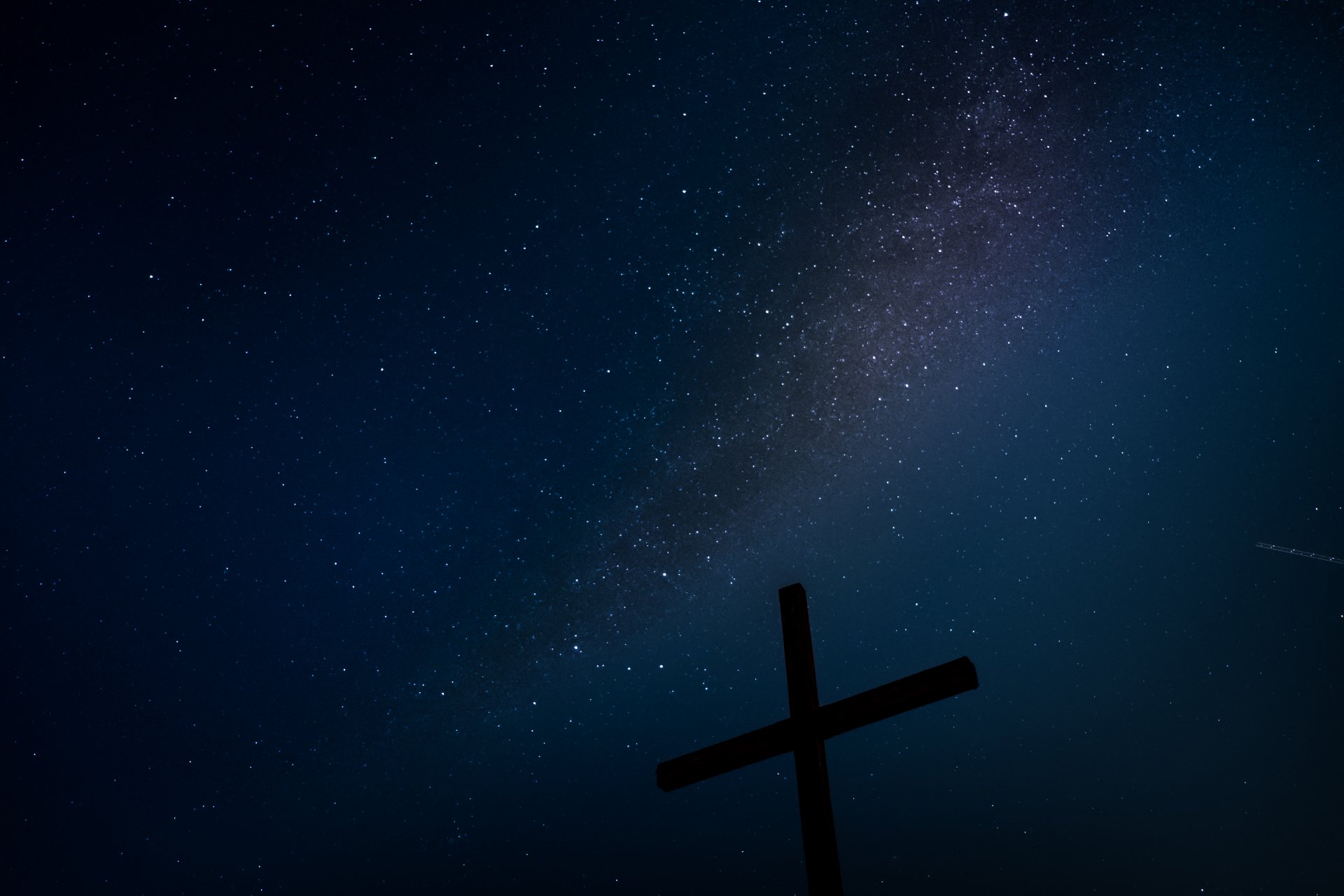 estrellas noche vía láctea cruz