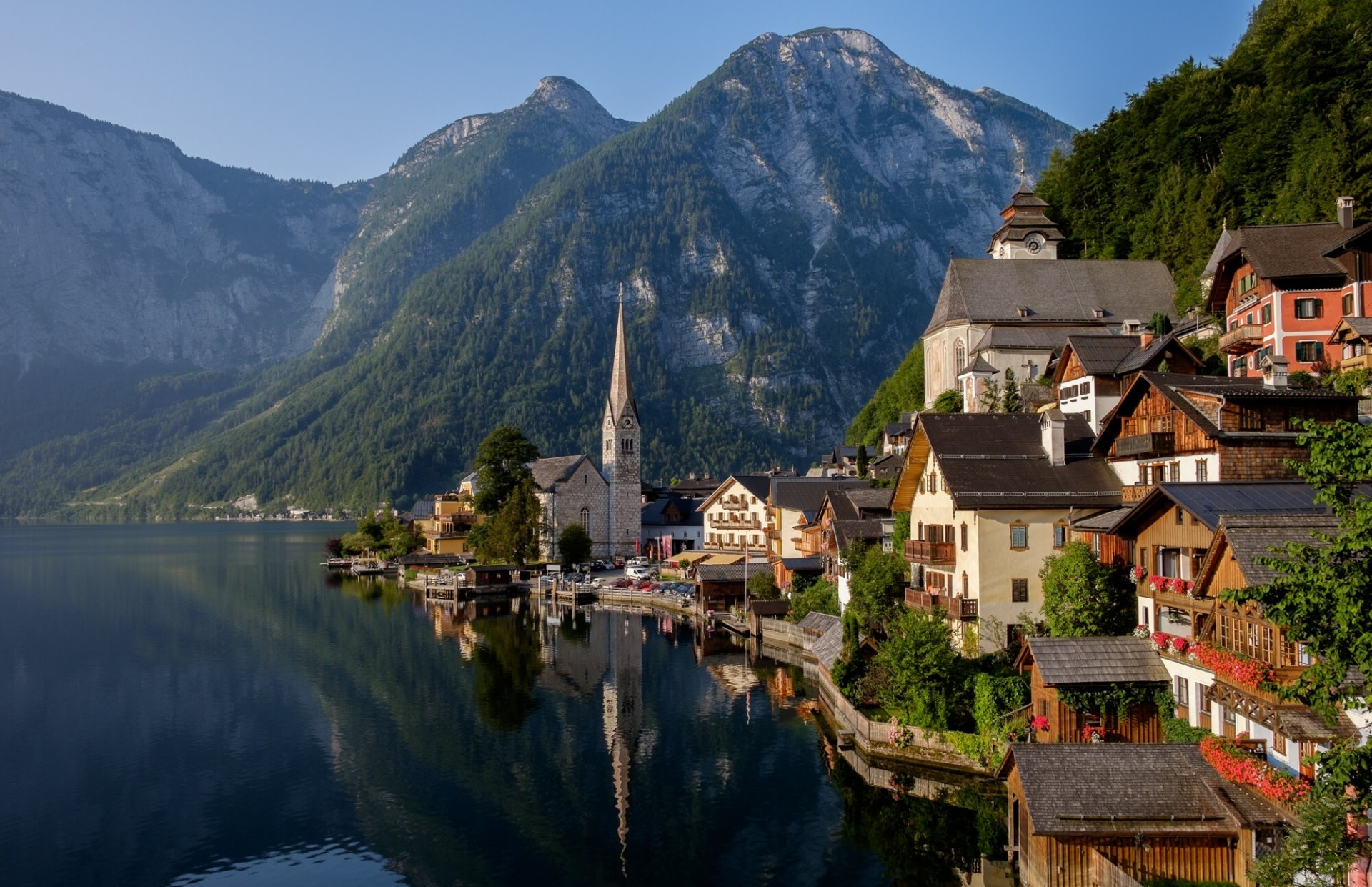 hallstatt austria lago hallstatt alpes lago hallstatt lago montañas casas