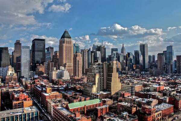 Manhattan en un día soleado