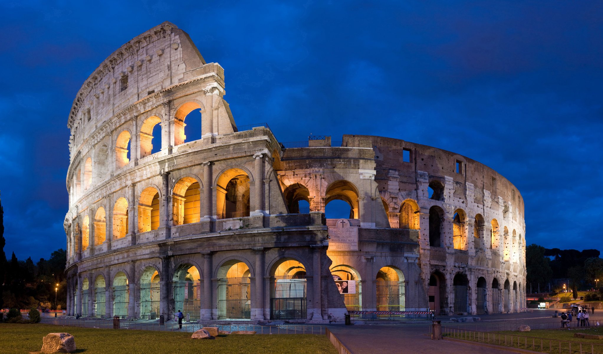 coliseo roma italia noche cielo
