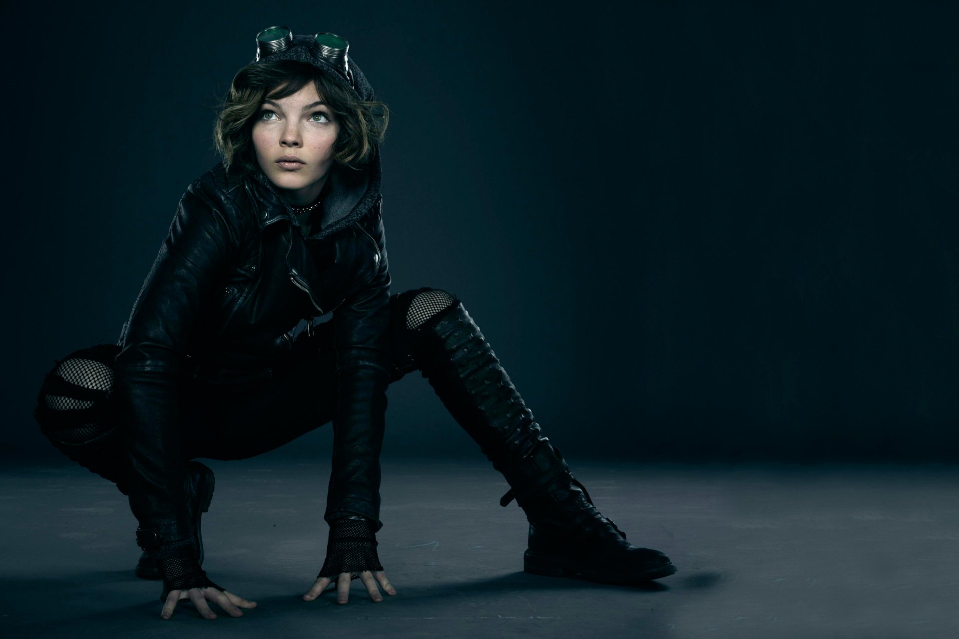 gotham 2014 bueno mal principio bicondova selina kyle