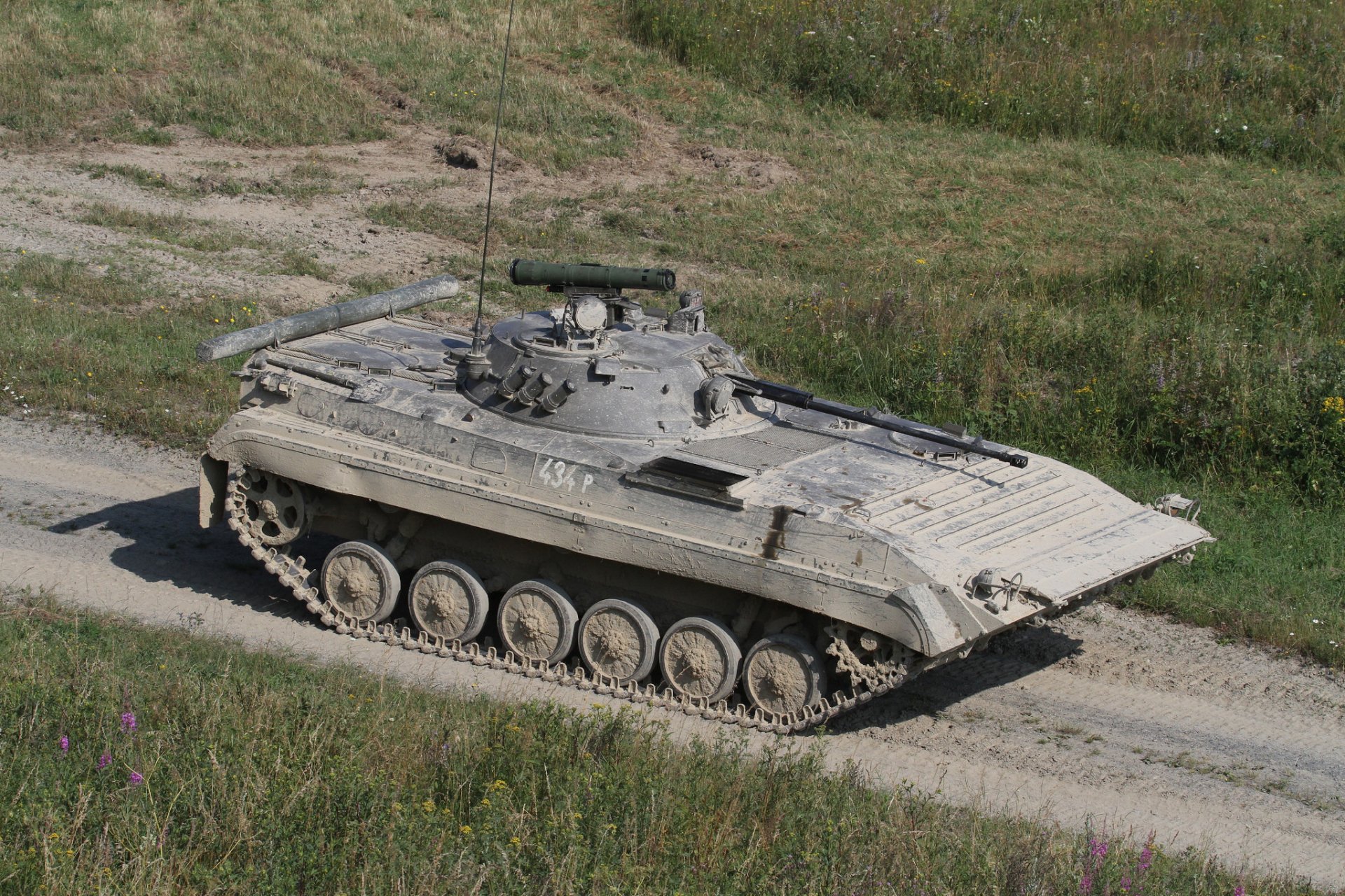 bmp-2 combate vehículo infantería