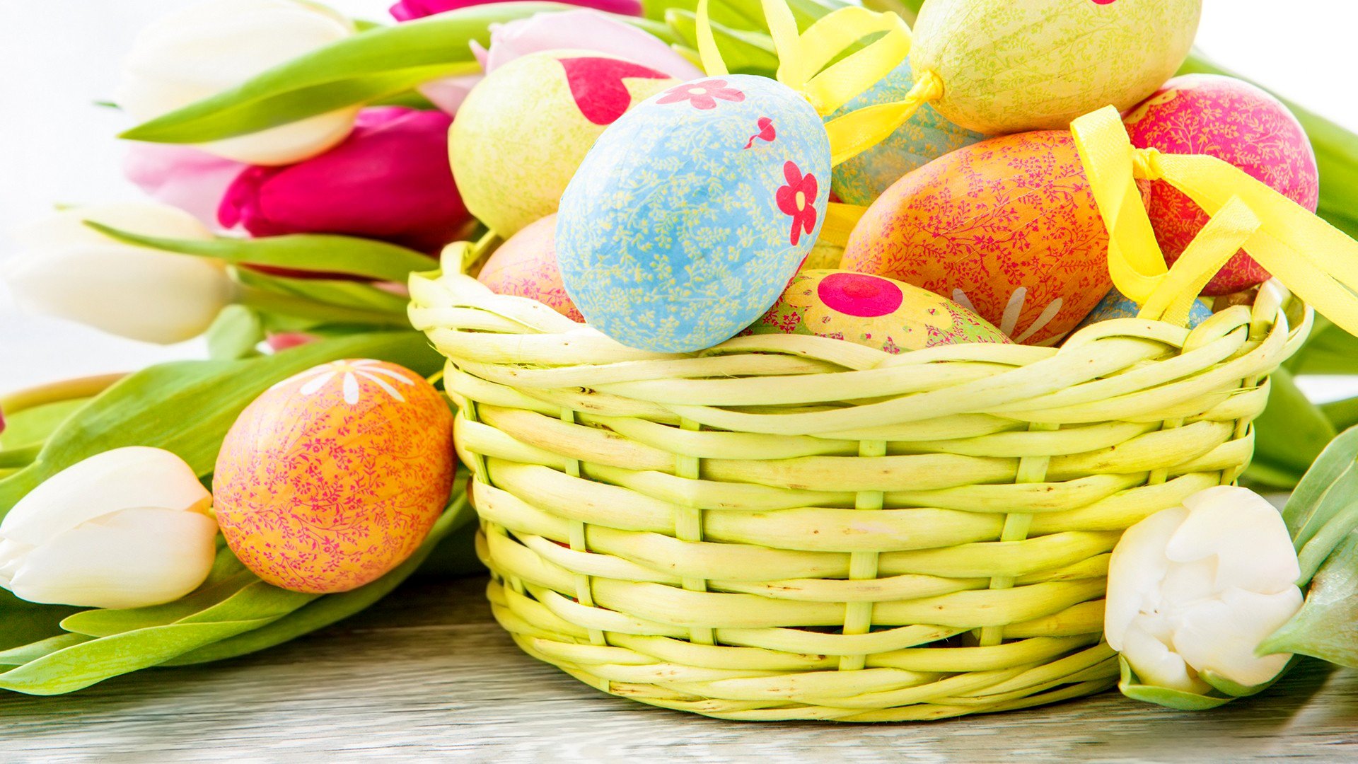 pascua huevos cesta flores tulipán