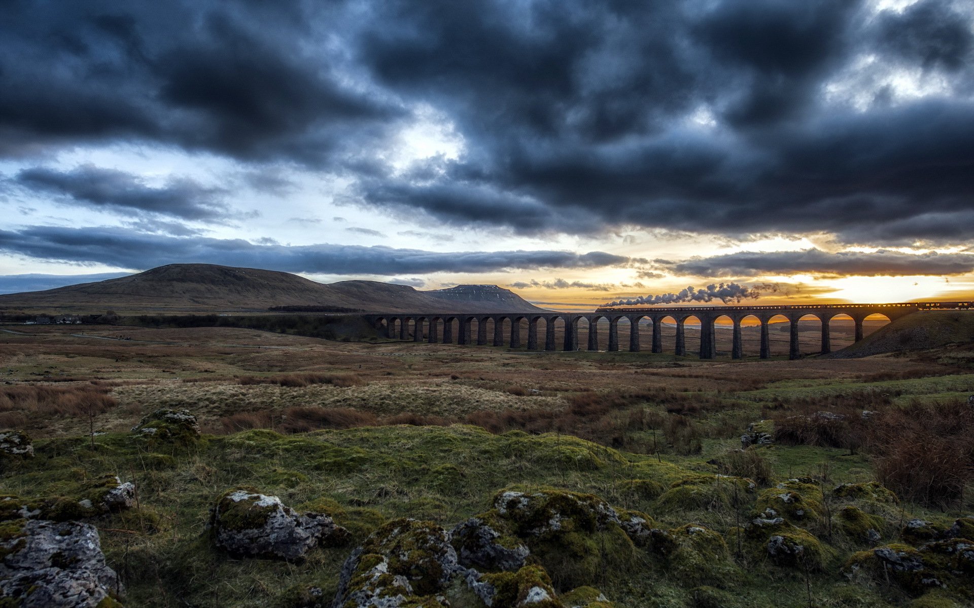 reino unido inglaterra capilla de le dale puente tren