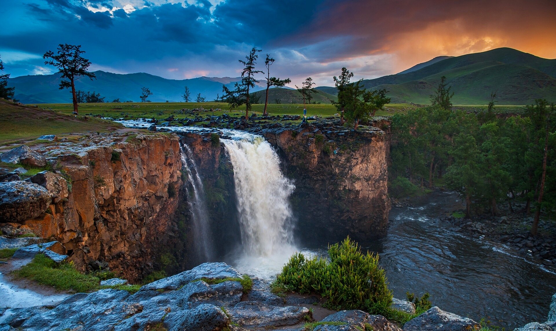 mongolia cielo nubes nubes puesta de sol río cascada árboles montañas naturaleza
